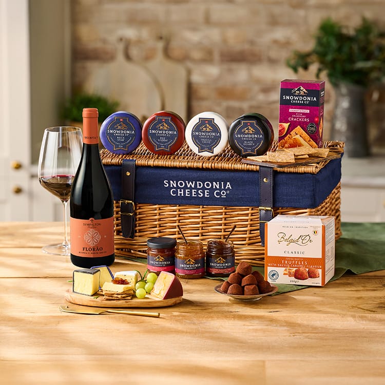 Buy Luxury Cheese Hampers | Free UK Delivery